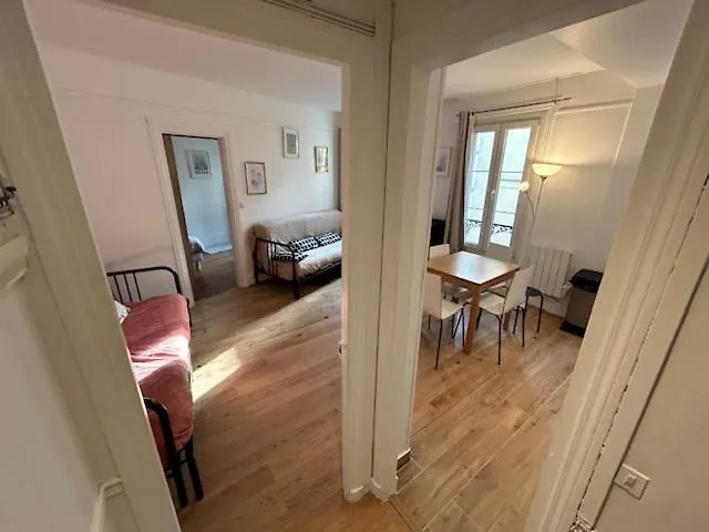 Appartement Paris Sacre Coeur Montmartre Et Tour Eiffel, 8 People,