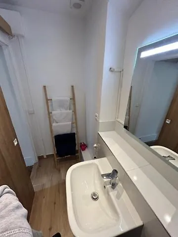 Appartement Paris Sacre Coeur Montmartre Et Tour Eiffel, 8 People, France