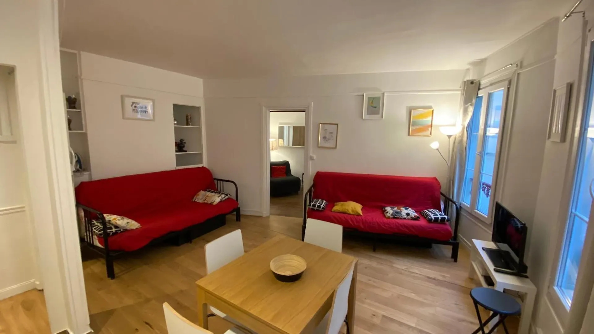 Appartement Paris Sacre Coeur Montmartre Et Tour Eiffel, 8 People,