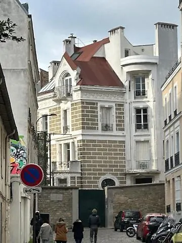 Ferienwohnung Paris Sacre Coeur Montmartre Et Tour Eiffel, 8 People,