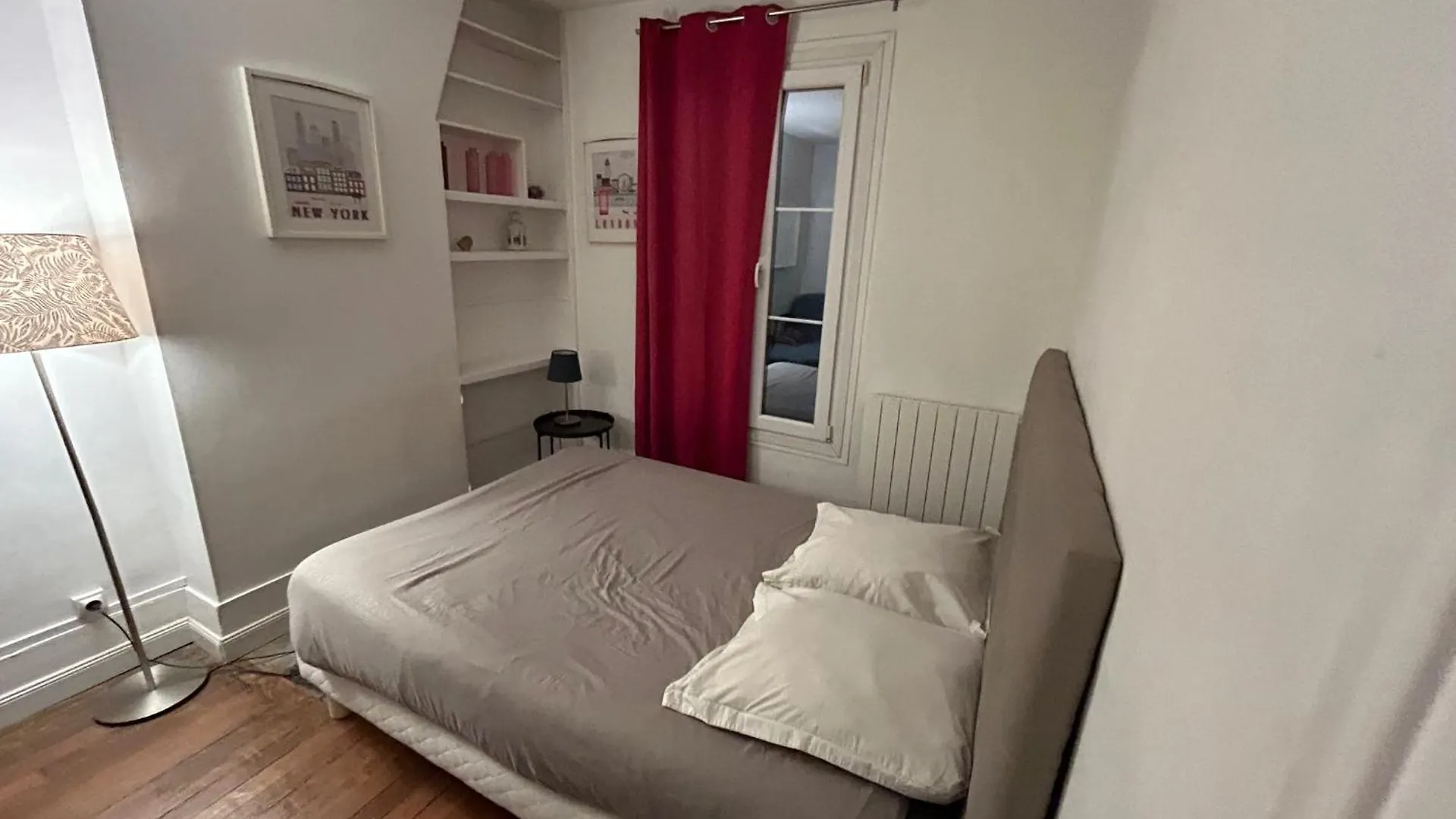 Paris Sacre Coeur Montmartre Et Tour Eiffel, 8 People, Apartment